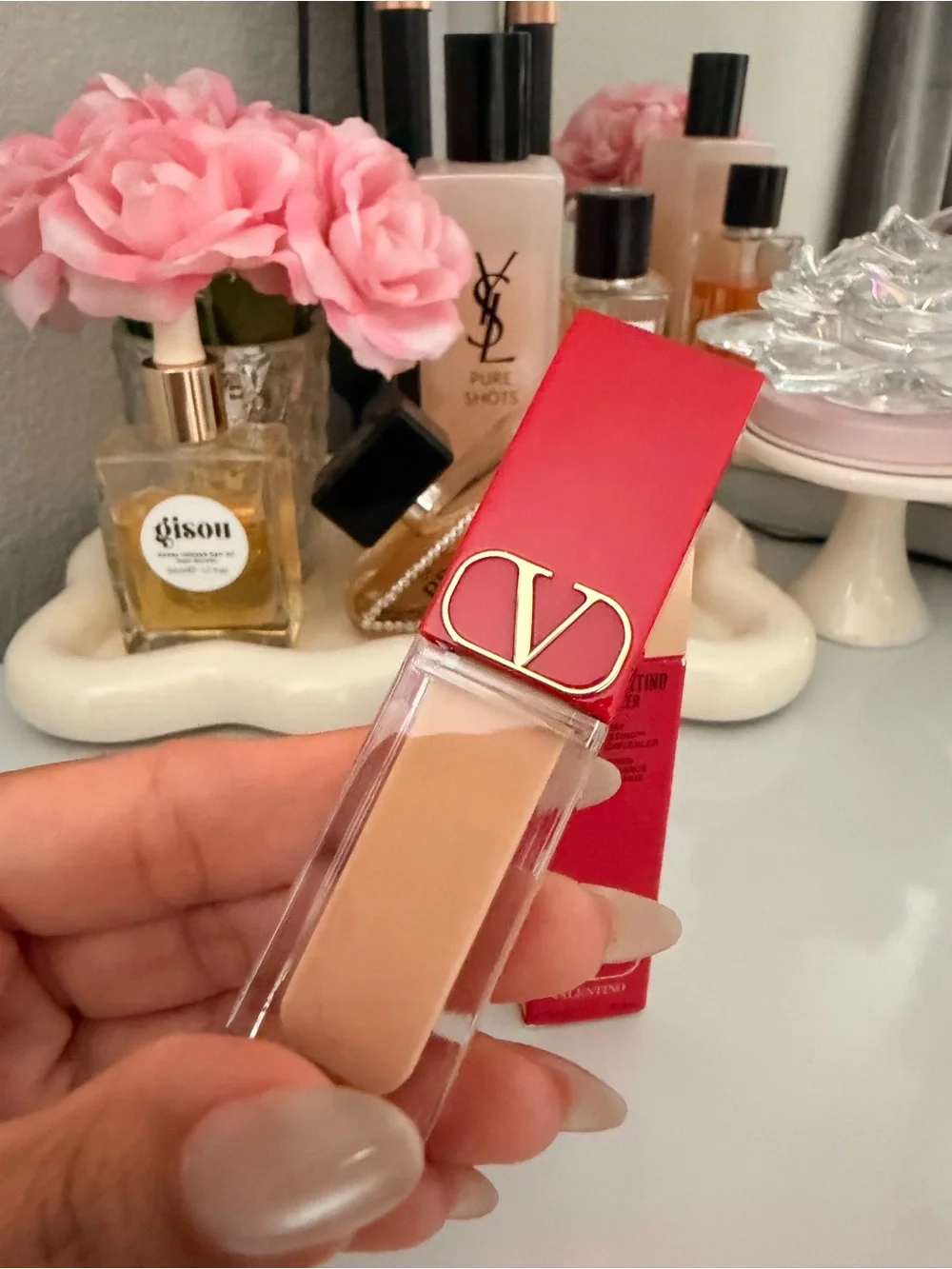NIB Valentino Concealer Light Neutral 4